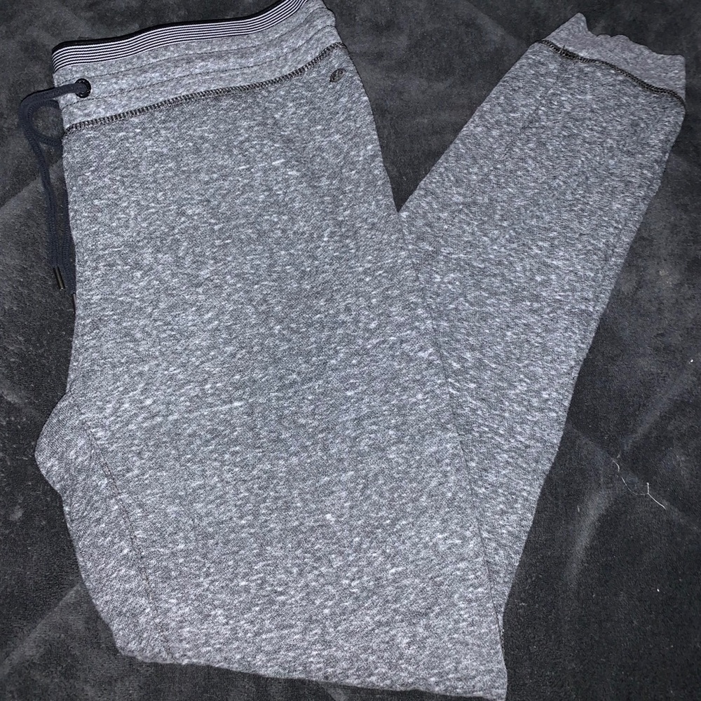 American Eagle Joggers